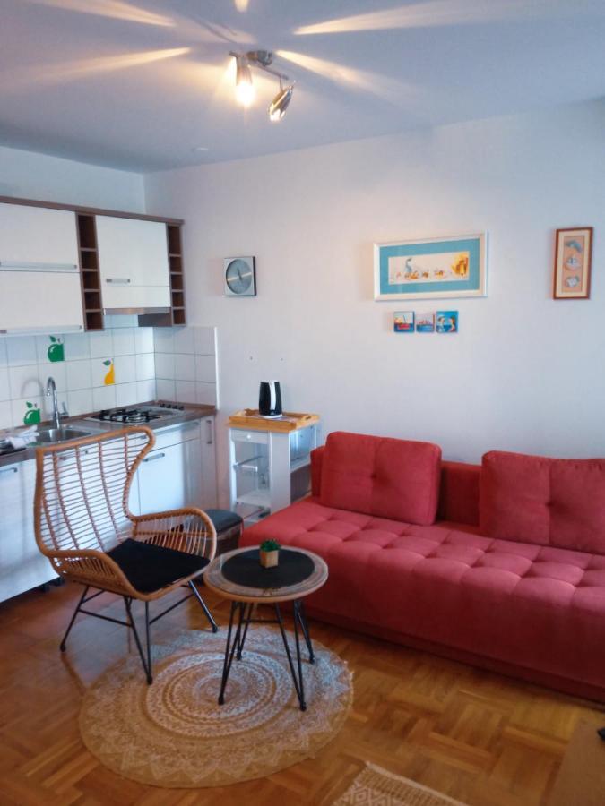 Apartman Vesna 2 Persons Njivice Ngoại thất bức ảnh